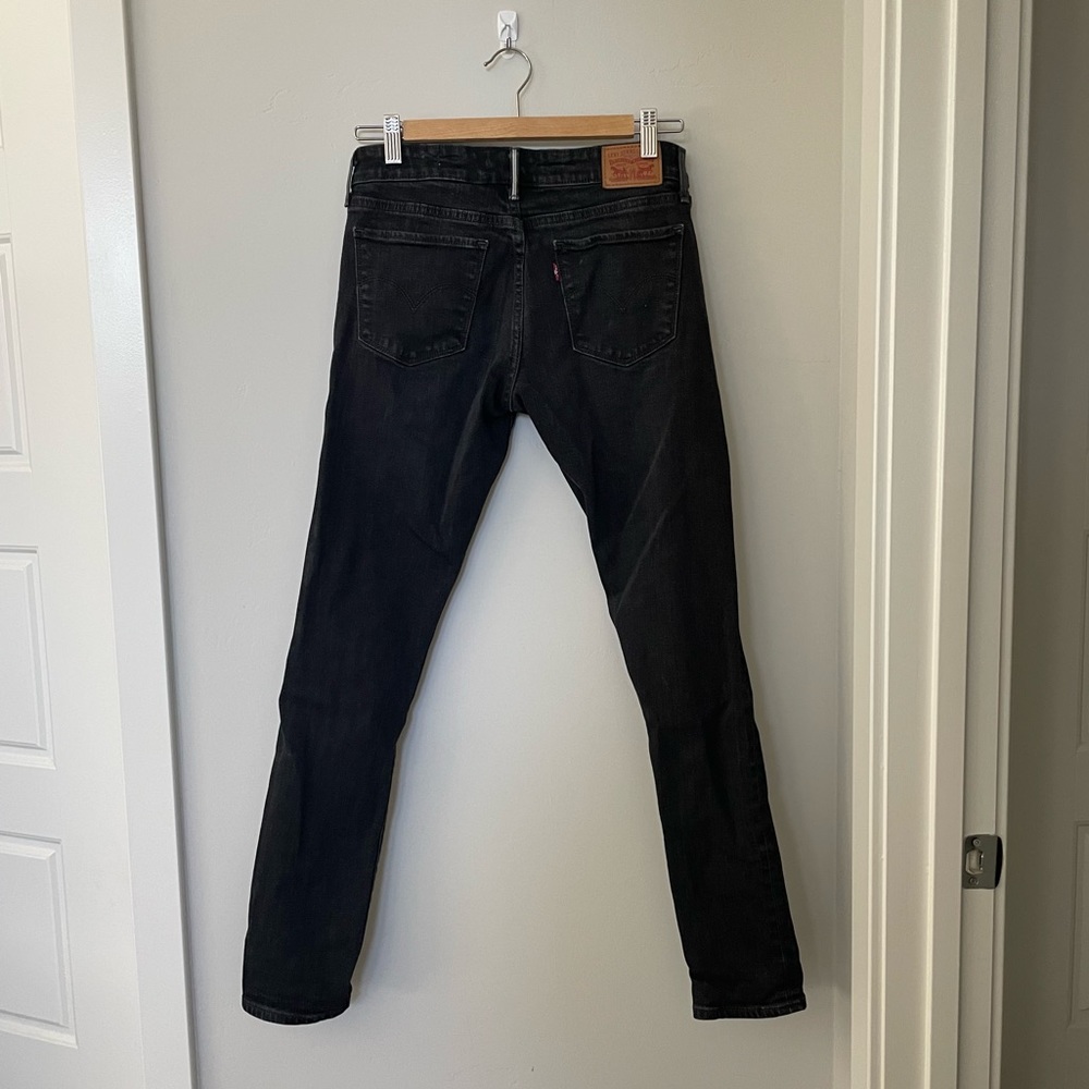 LEVIS SKINNY PREMIUM DENIM SZ 27